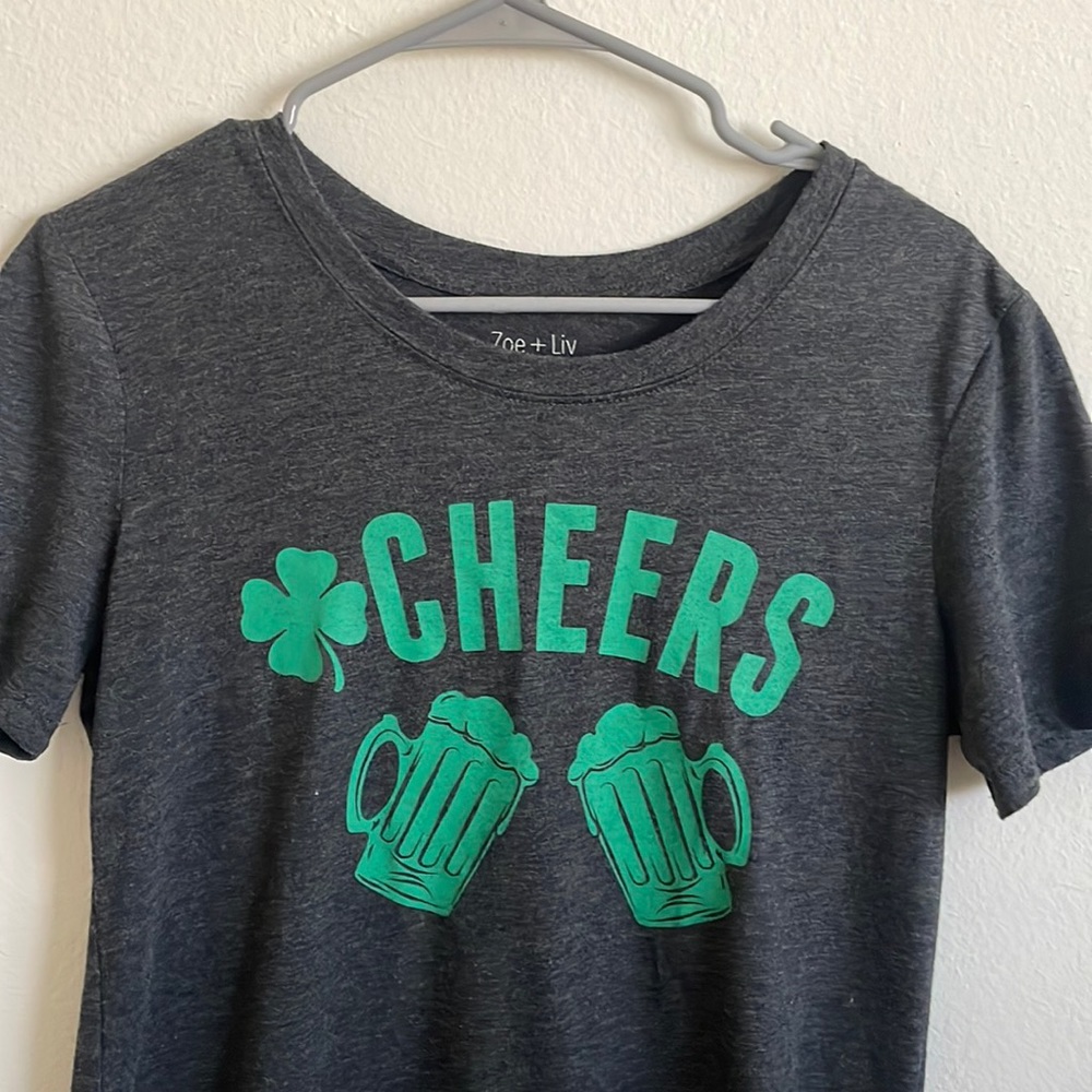 Zoe + Liv - Cheers t-shirt